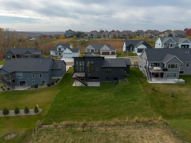 $899,900 | 3105 Century Ridge Road Northeast, Rochester, MN 55906