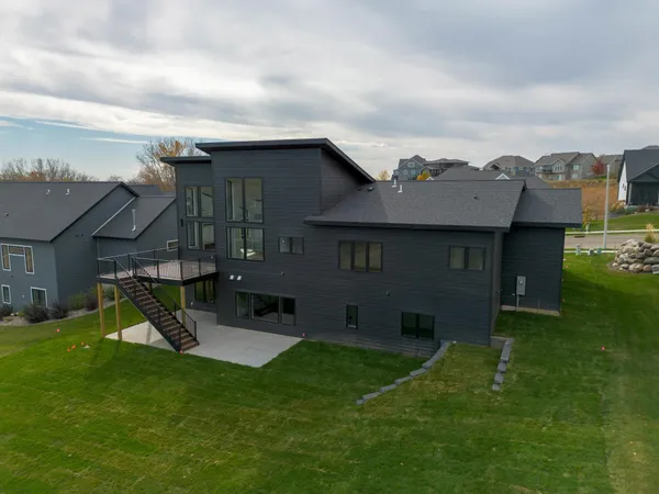 $899,900 | 3105 Century Ridge Road Northeast, Rochester, MN 55906