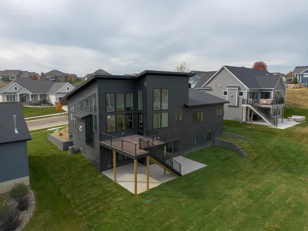 $899,900 | 3105 Century Ridge Road Northeast, Rochester, MN 55906