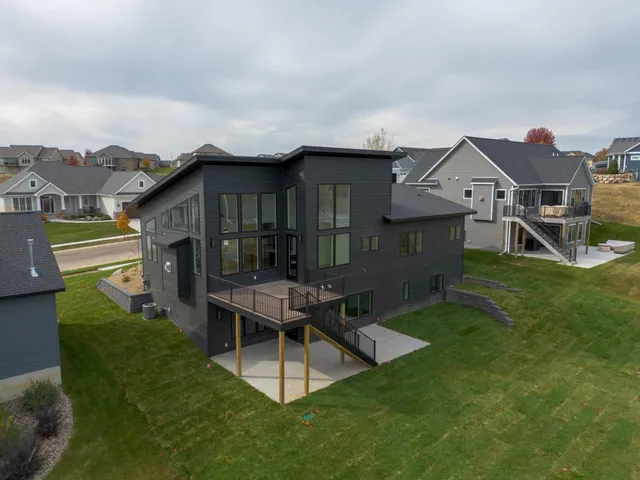$899,900 | 3105 Century Ridge Road Northeast, Rochester, MN 55906
