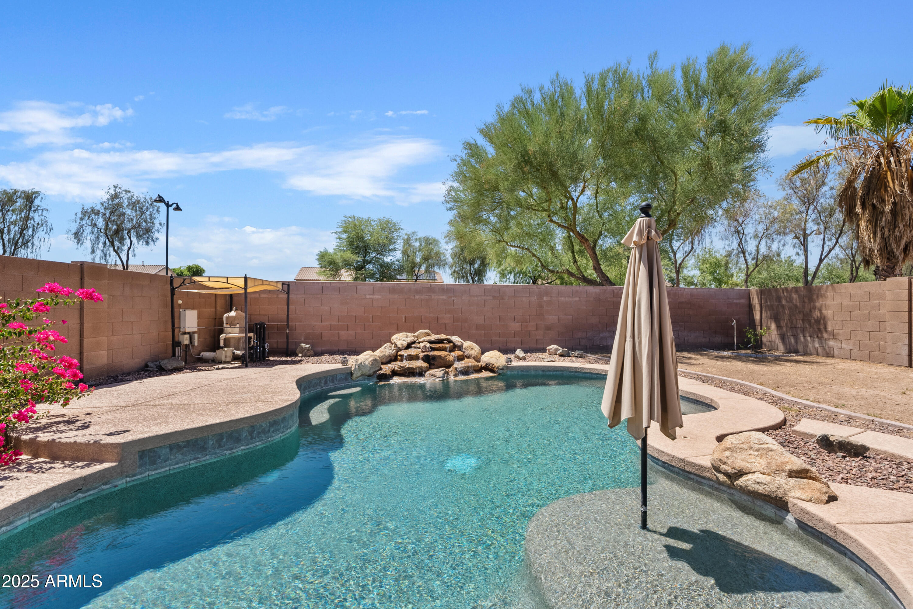 43907 Sagebrush Trail Maricopa, AZ 85138 - Photo 26 of 31 DSC03808