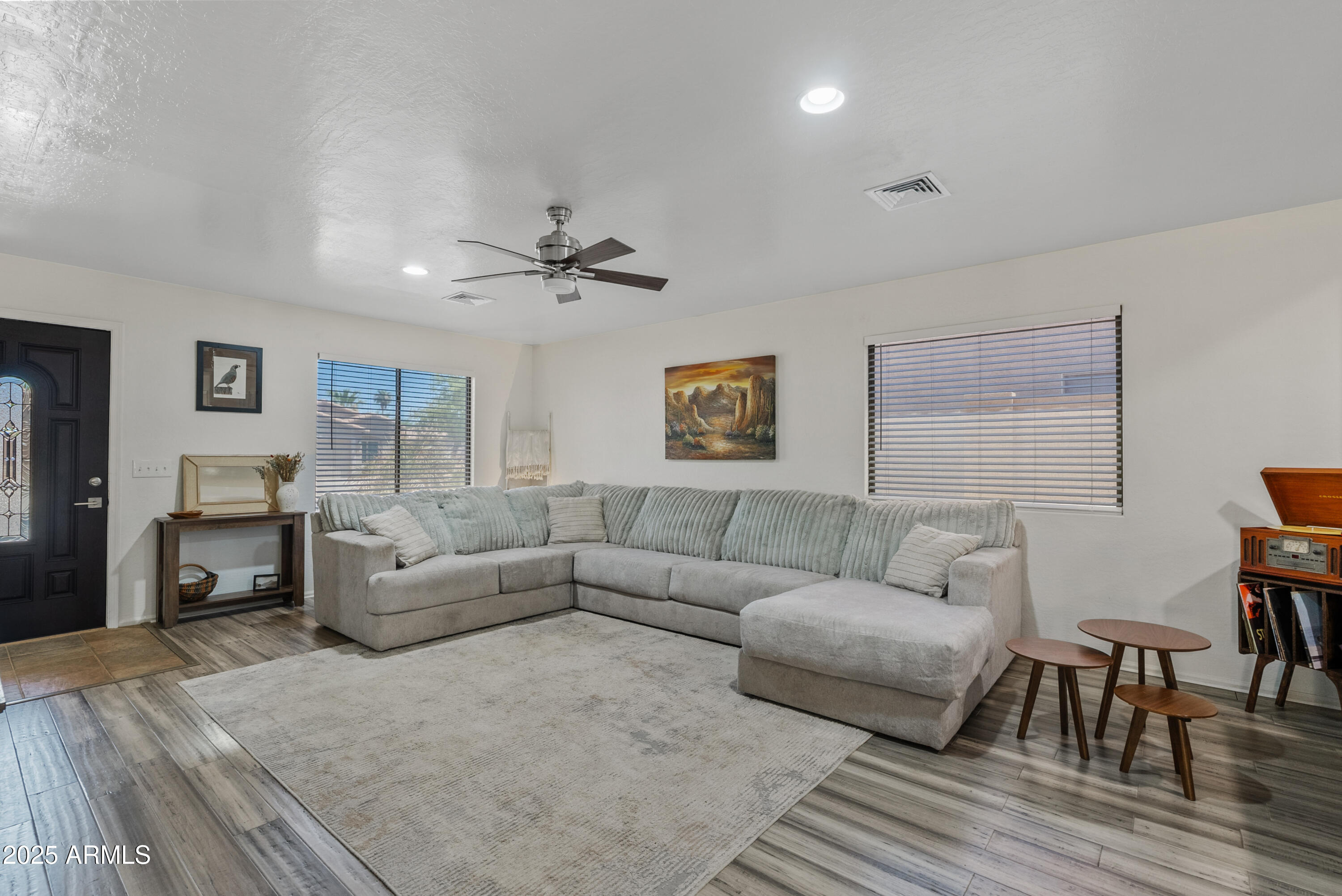 43907 Sagebrush Trail Maricopa, AZ 85138 - Photo 6 of 31 DSC03708