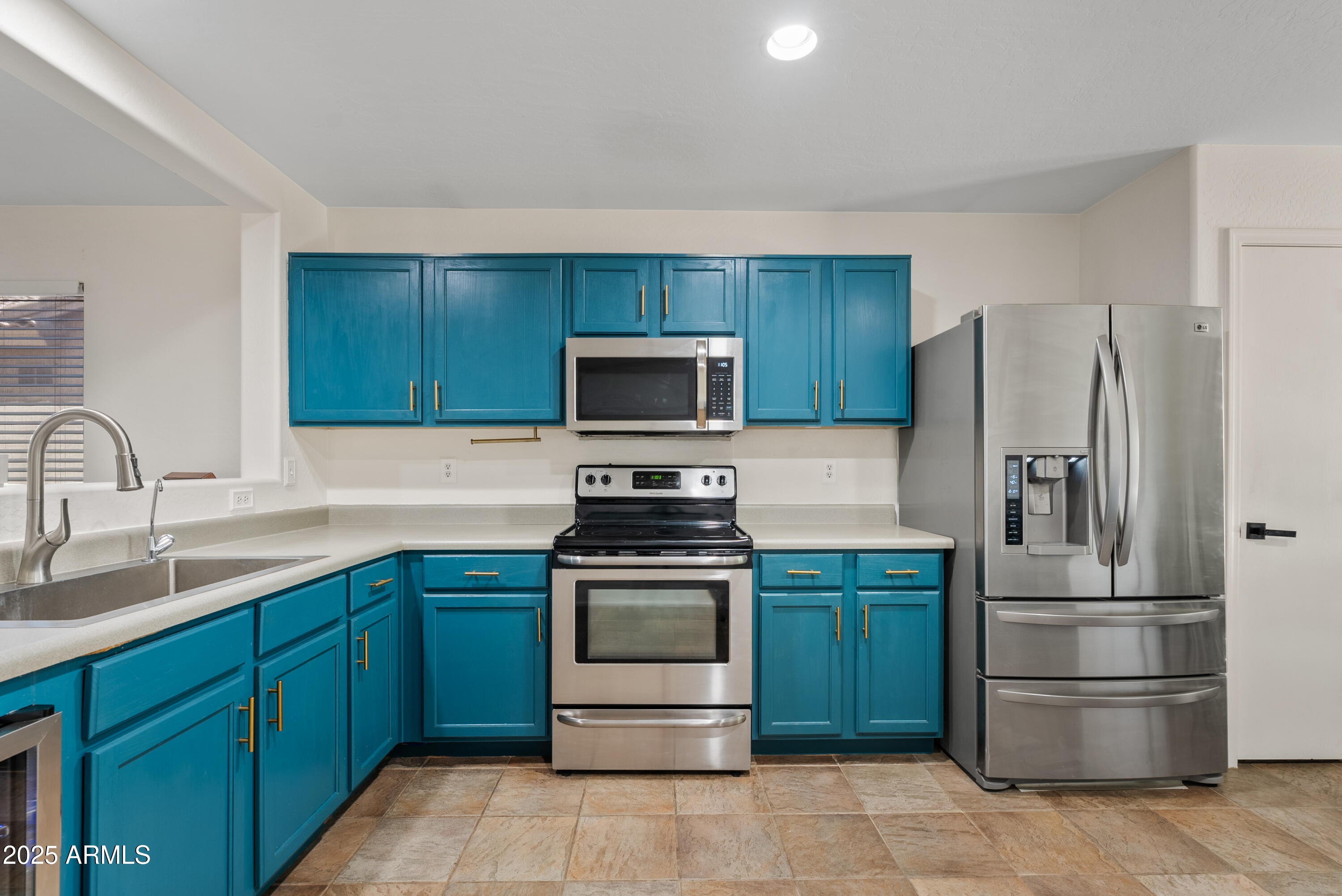 43907 Sagebrush Trail Maricopa, AZ 85138 - Photo 7 of 31 DSC03713