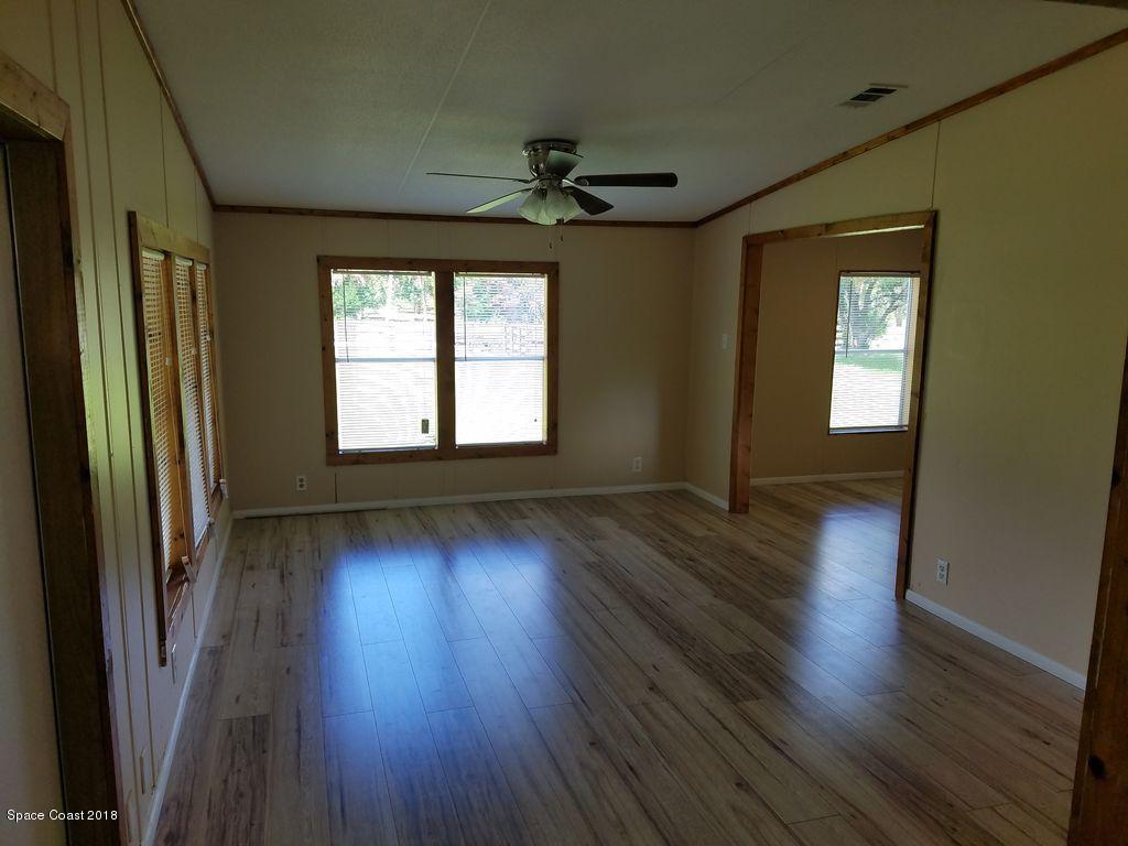 2825 Brockett Road Mims, FL 32754 - Photo 6 of 52 ISa9lf8rxss52d1000000000