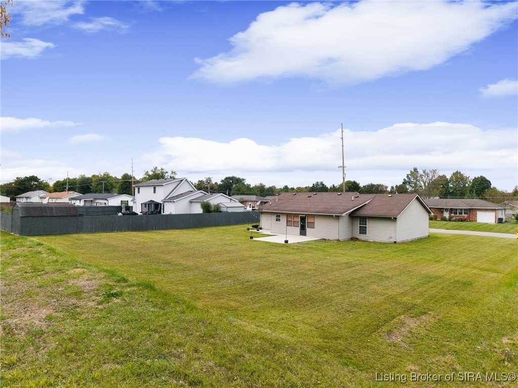 951 York Road Scottsburg, IN 47170 - Photo 11 of 35 Gallery Image 11