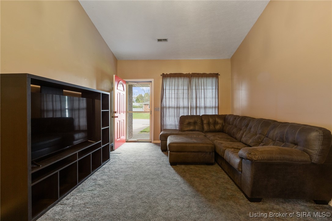 951 York Road Scottsburg, IN 47170 - Photo 14 of 35 Gallery Image 14
