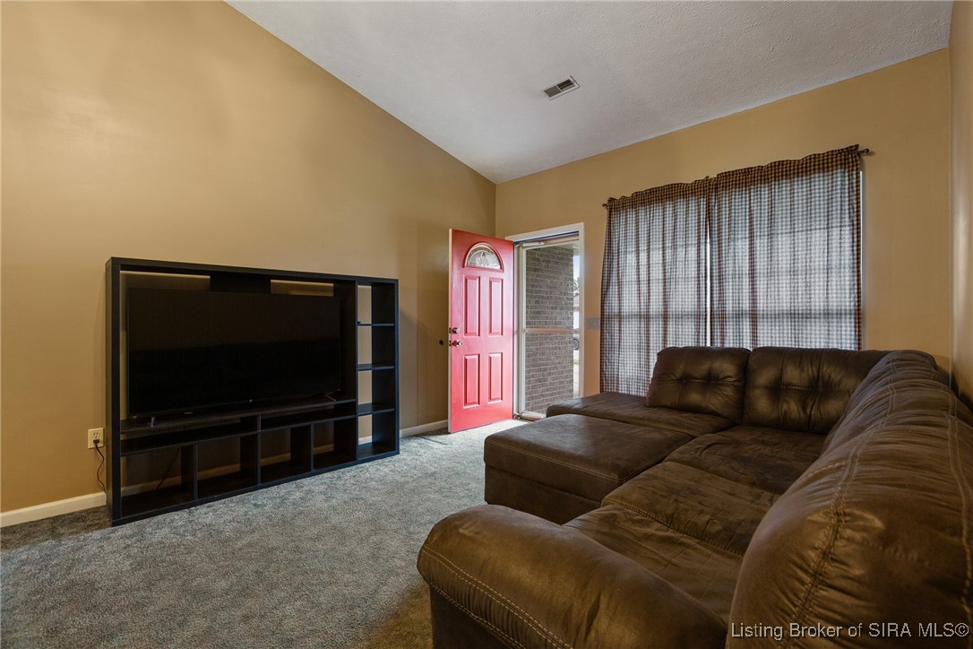 951 York Road Scottsburg, IN 47170 - Photo 15 of 35 Gallery Image 15