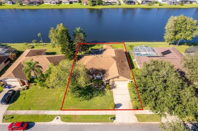 $399,000 | 2333 Sweetwater Boulevard, St. Cloud, FL 34772