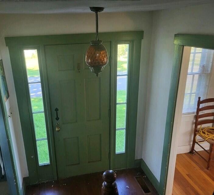 102 Hathorne Point Road Cushing, ME 04563 - Photo 11 of 28 Front Hall