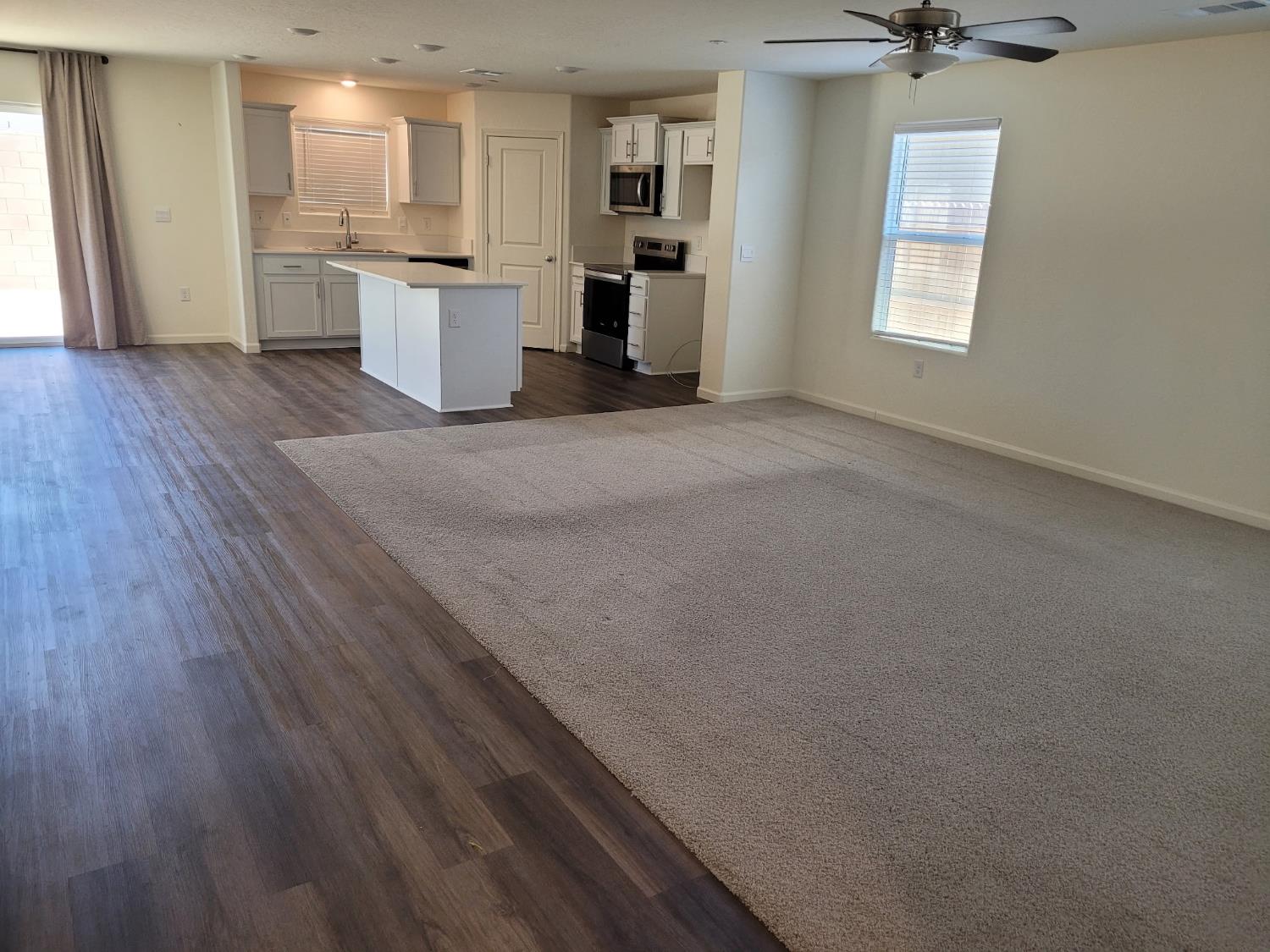 2012 Richard Avenue Sanger, CA 93657 - Photo 4 of 18