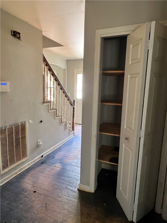 703 Mertie Drive Seneca, SC 29678 - Photo 4 of 38