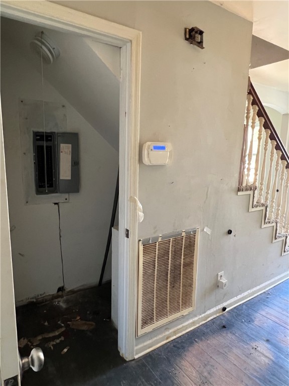 703 Mertie Drive Seneca, SC 29678 - Photo 5 of 38