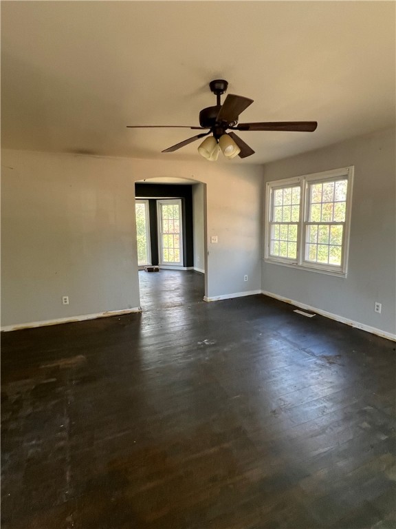 703 Mertie Drive Seneca, SC 29678 - Photo 7 of 38