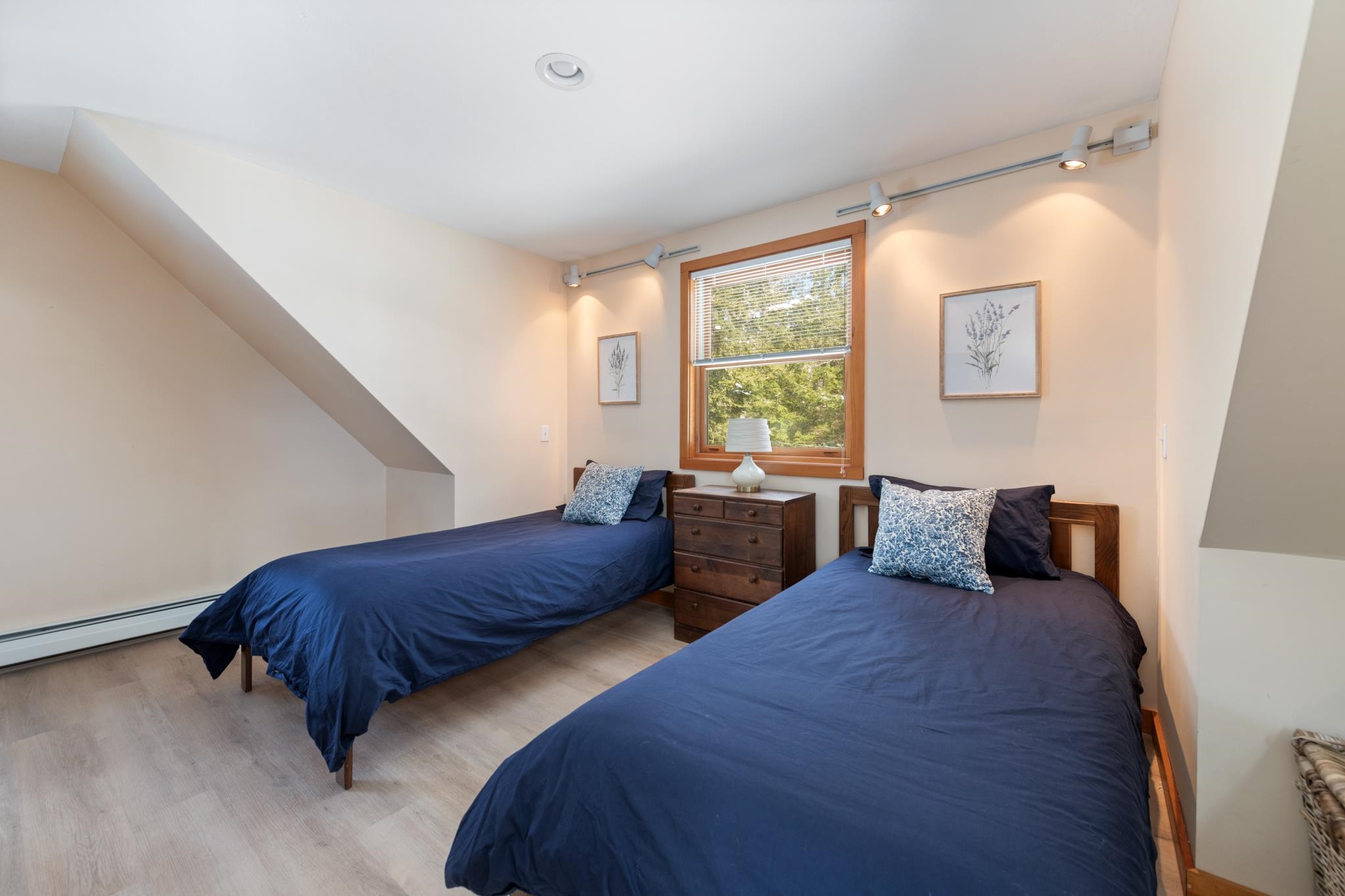 22 Crescent Lane Hebron, NH 03241 - Photo 26 of 56