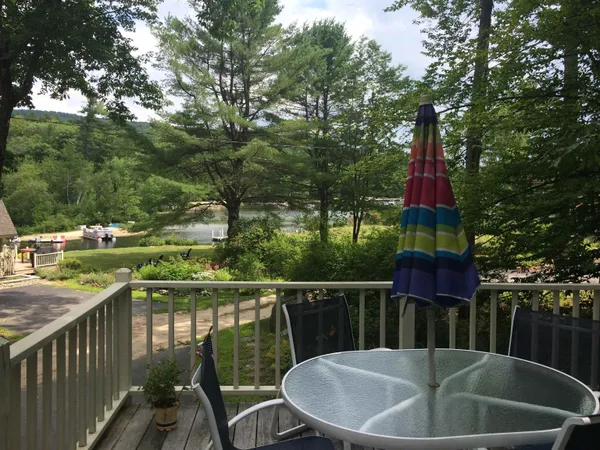 $699,900 | 22 Crescent Lane, Hebron, NH 03241