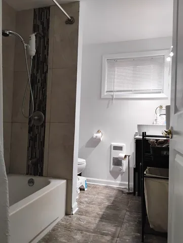 $253,000 | 1S265 Holyoke Lane, Villa Park, IL 60181