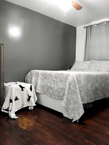 $253,000 | 1S265 Holyoke Lane, Villa Park, IL 60181