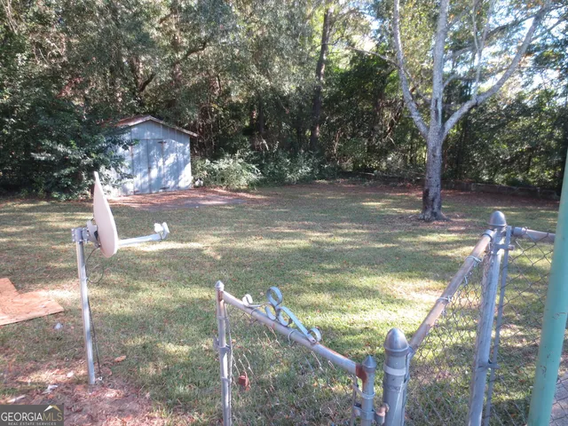 a view of a small yard