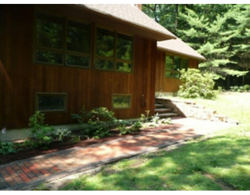 107 Glendale Road Southampton, MA 01073 - Photo 15 of 18 Gallery Image 15