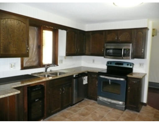 107 Glendale Road Southampton, MA 01073 - Photo 6 of 18 Gallery Image 6