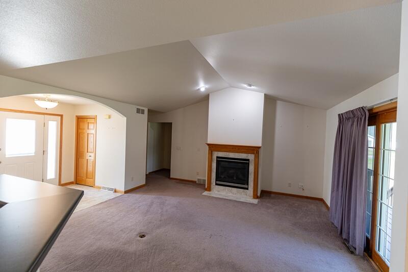 864 Eagles Way Plymouth, WI 53073 - Photo 5 of 21 Great Room