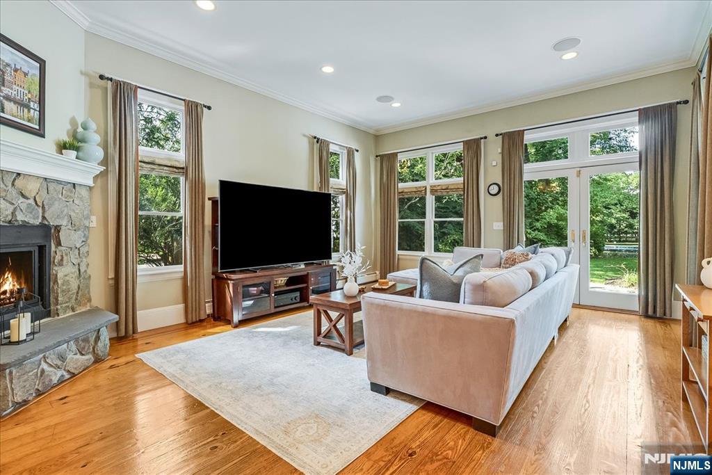 140 John Street Ridgewood, NJ 07450 - Photo 9 of 40 Gallery Image 9