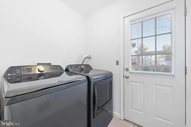 $633,000 | 3 Hay Road, Tuckerton, NJ 08087