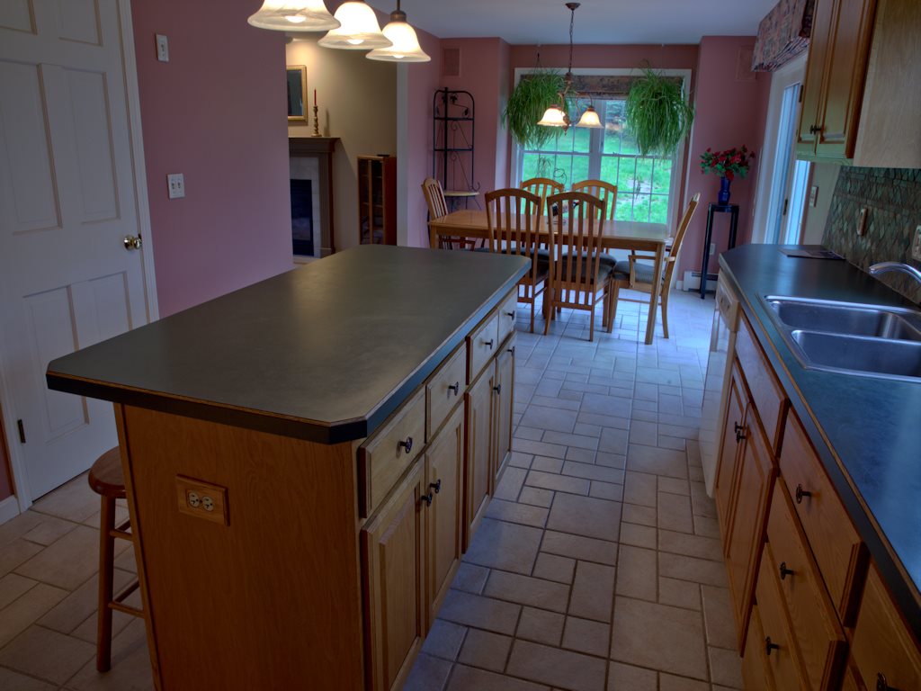 33 Sewall Road South Berwick, ME 03908 - Photo 4 of 28 Gallery Image 4