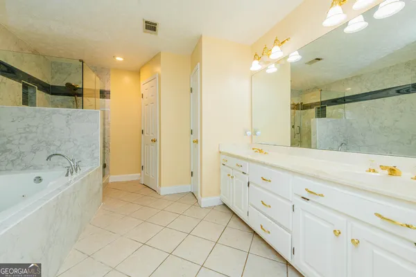 $549,000 | 204 Aspen Court, Macon, GA 31216