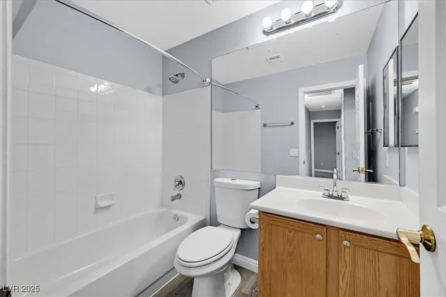 $2,100 | 2126 Sunset Vista Avenue, Henderson, NV 89052