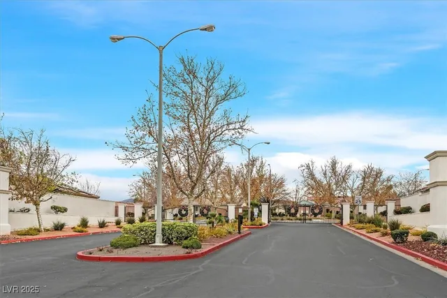 $2,100 | 2126 Sunset Vista Avenue, Henderson, NV 89052