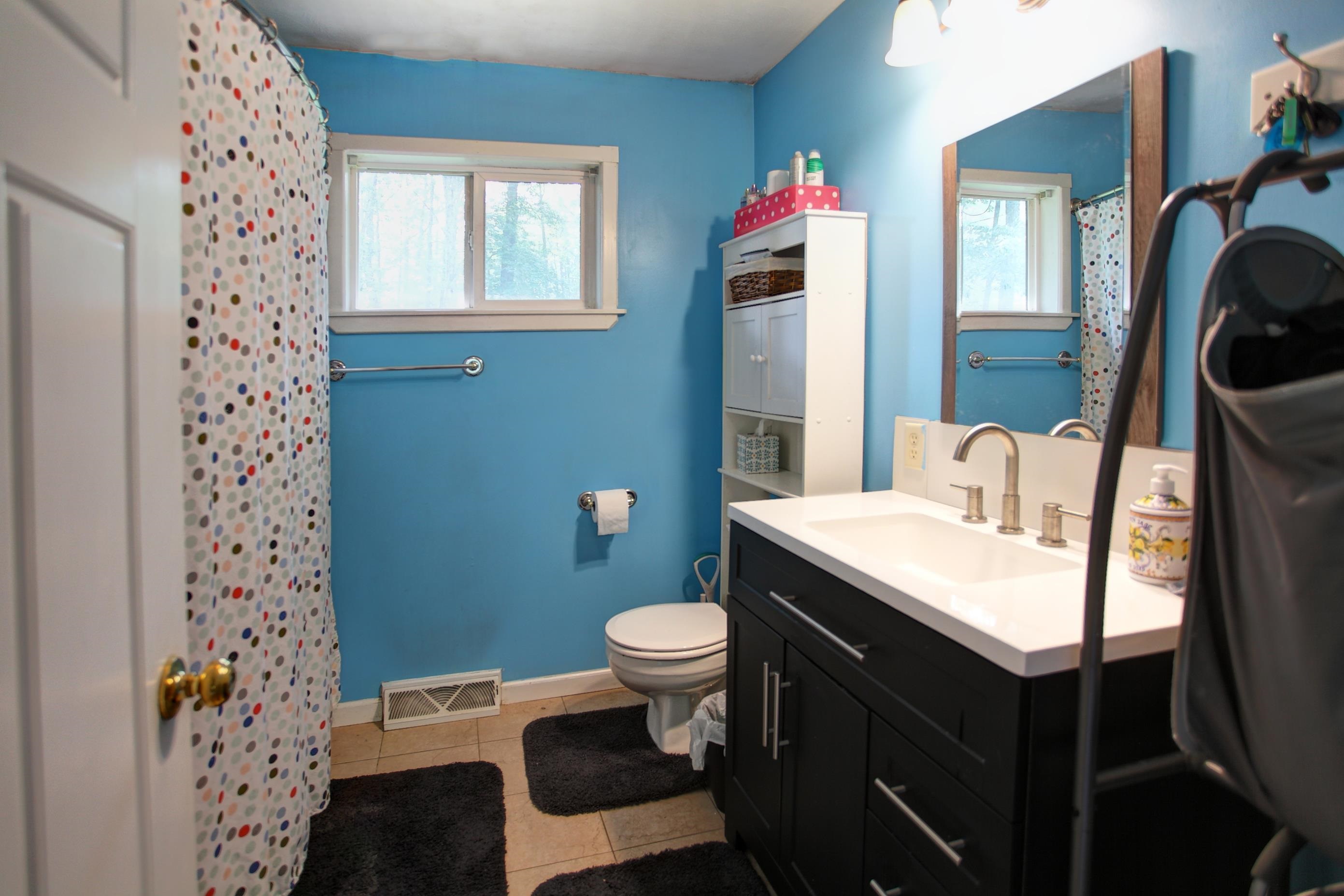 7143 Karlin Road Interlochen, MI 49643 - Photo 8 of 12 1937150-2949f4fa-0a77-4860-88d6-b3a9ae0ebb9a.JPG