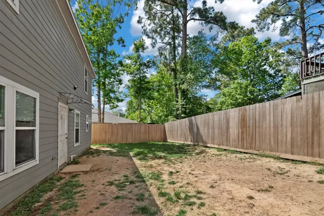 a picture of a bench