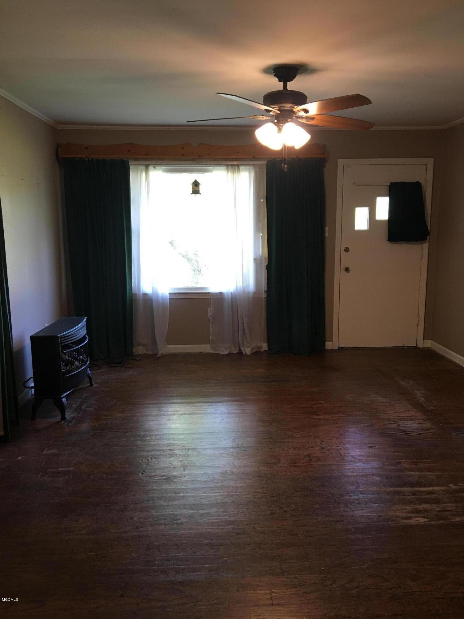 4100 Washington Boulevard Moss Point, MS 39563 - Photo 8 of 20 LR