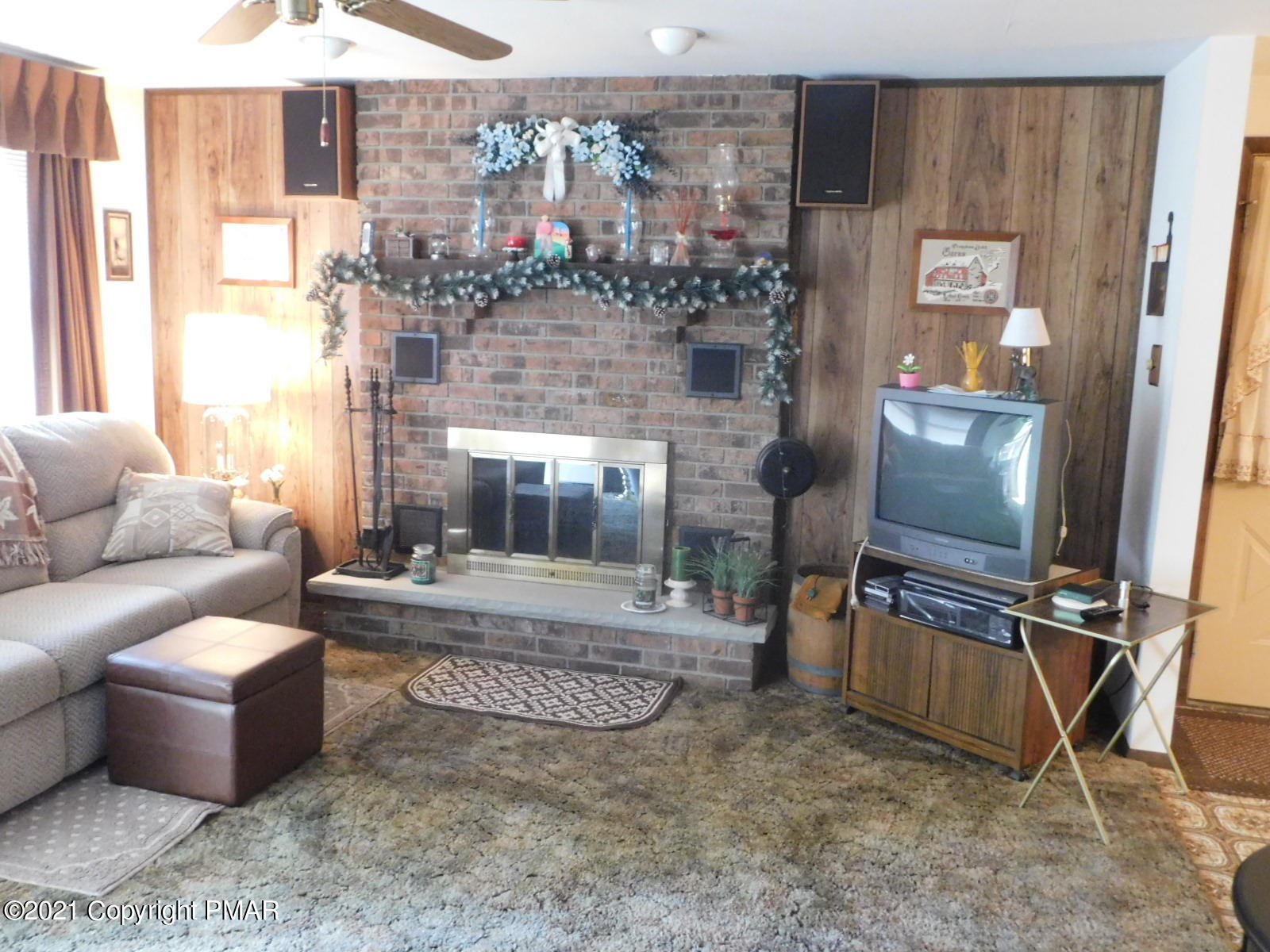 11 Trail Ridge Road Albrightsville, PA 18210 - Photo 4 of 25 LR FIRELACE