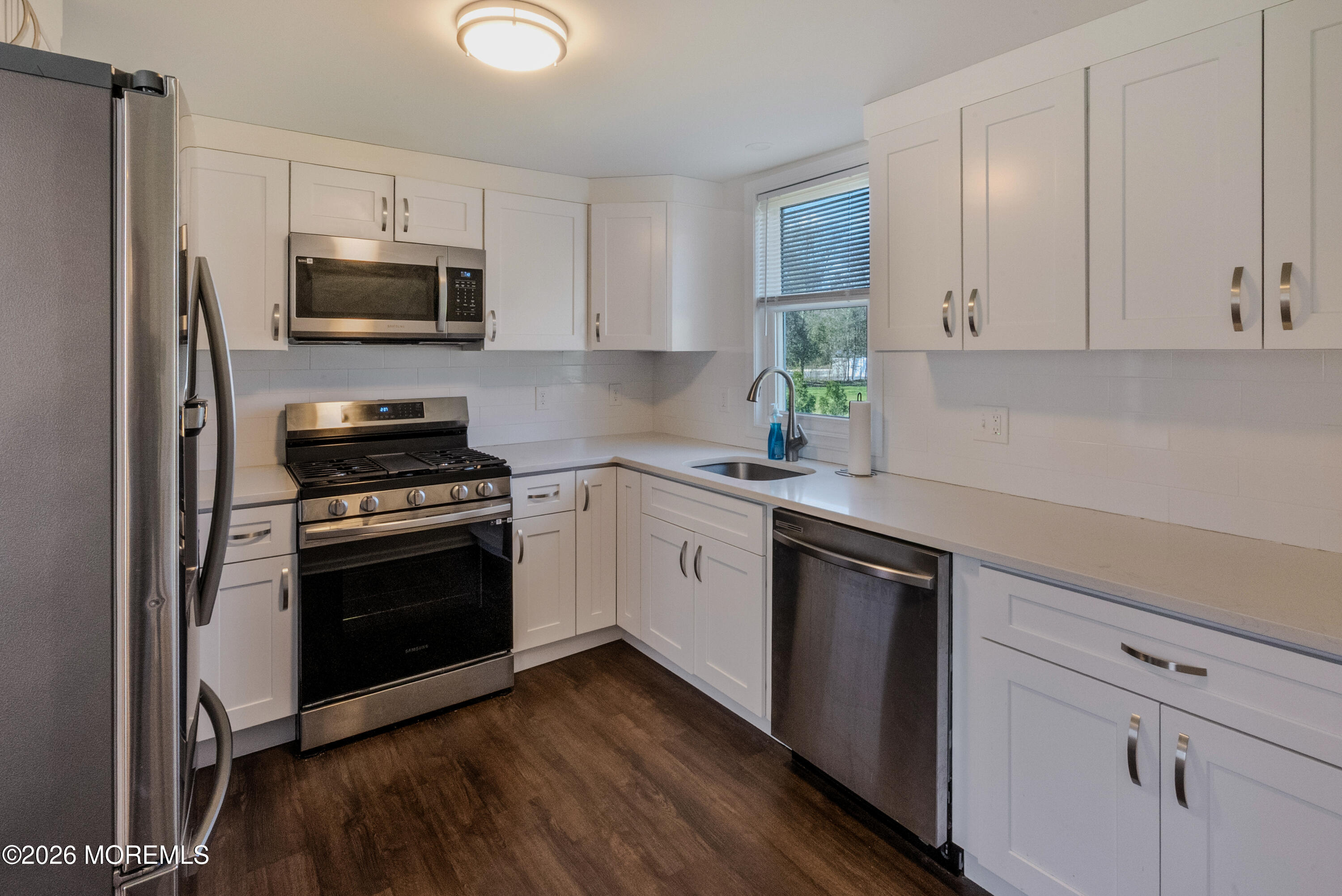 26 Toms River Road Jackson, NJ 08527 - Photo 9 of 47 DSC02520