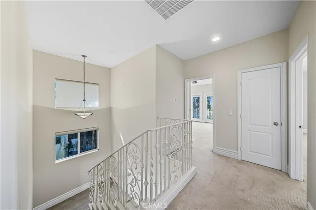 a view of a livingroom with an empty space