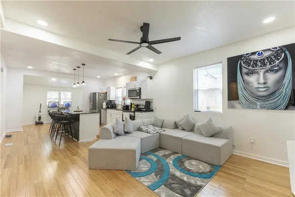 $285,000 | 2507 South 18th Street, St. Joseph, MO 64503