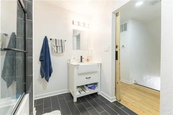 $285,000 | 2507 South 18th Street, St. Joseph, MO 64503