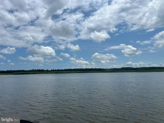 $600,000 | 17507 Magruders Ferry Road, Brandywine, MD 20613