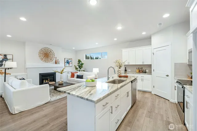 $777,150 | 26917 30th Place South, Unit 13, Kent, WA 98032