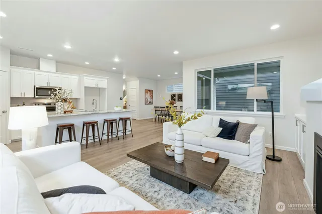 $777,150 | 26917 30th Place South, Unit 13, Kent, WA 98032