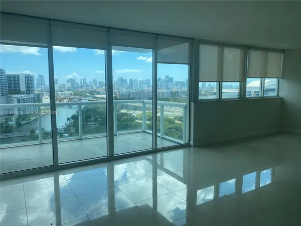 $2,800 | 1861 Northwest S River Drive, Unit 2307, Miami, FL 33125