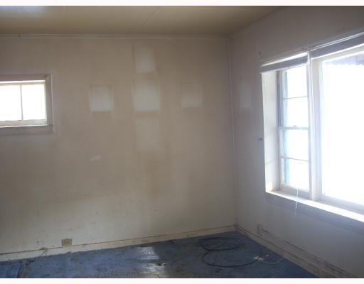 104 Atglen Street Butler, PA 16001 - Photo 7 of 11 Living Room.