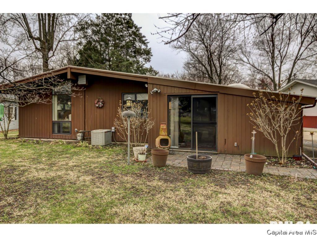 89 Circle Drive Springfield, IL 62703 - Photo 22 of 35