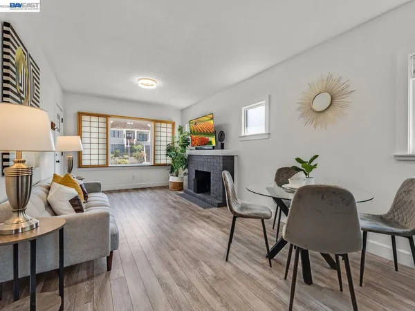 $599,000 | 5407 Roberts Avenue, Oakland, CA 94619