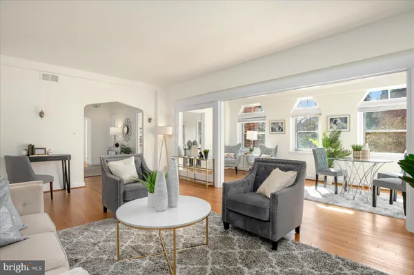 $650,000 | 3601 Connecticut Avenue Northwest, Unit 122, Washington, DC 20008