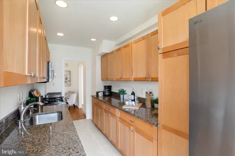 $650,000 | 3601 Connecticut Avenue Northwest, Unit 122, Washington, DC 20008