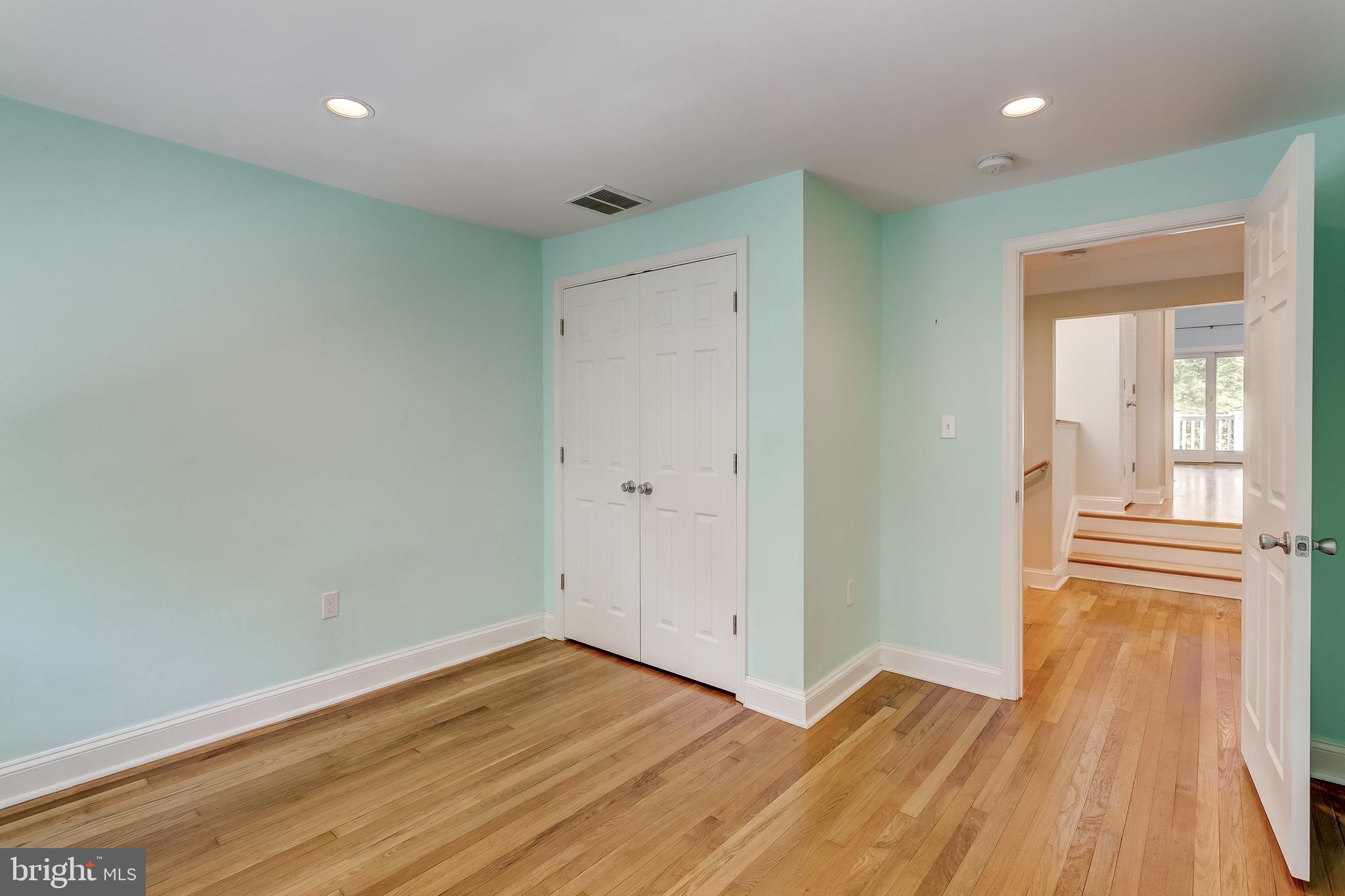 926 Litchfield Road Baltimore, MD 21239 - Photo 40 of 72