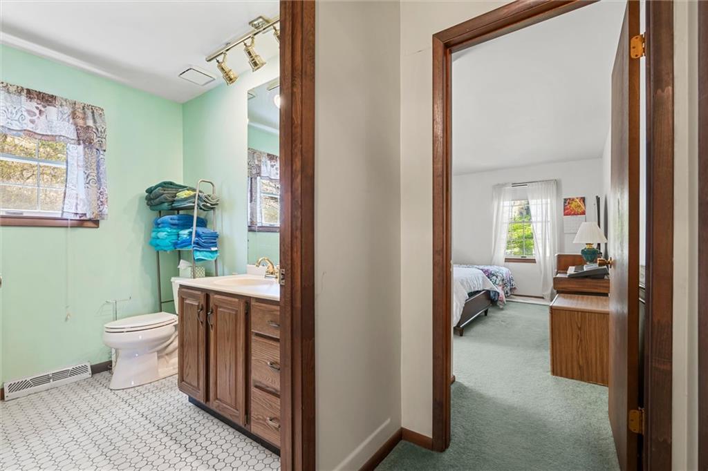 1242 La Belle Vue Road Vandergrift, PA 15690 - Photo 11 of 48